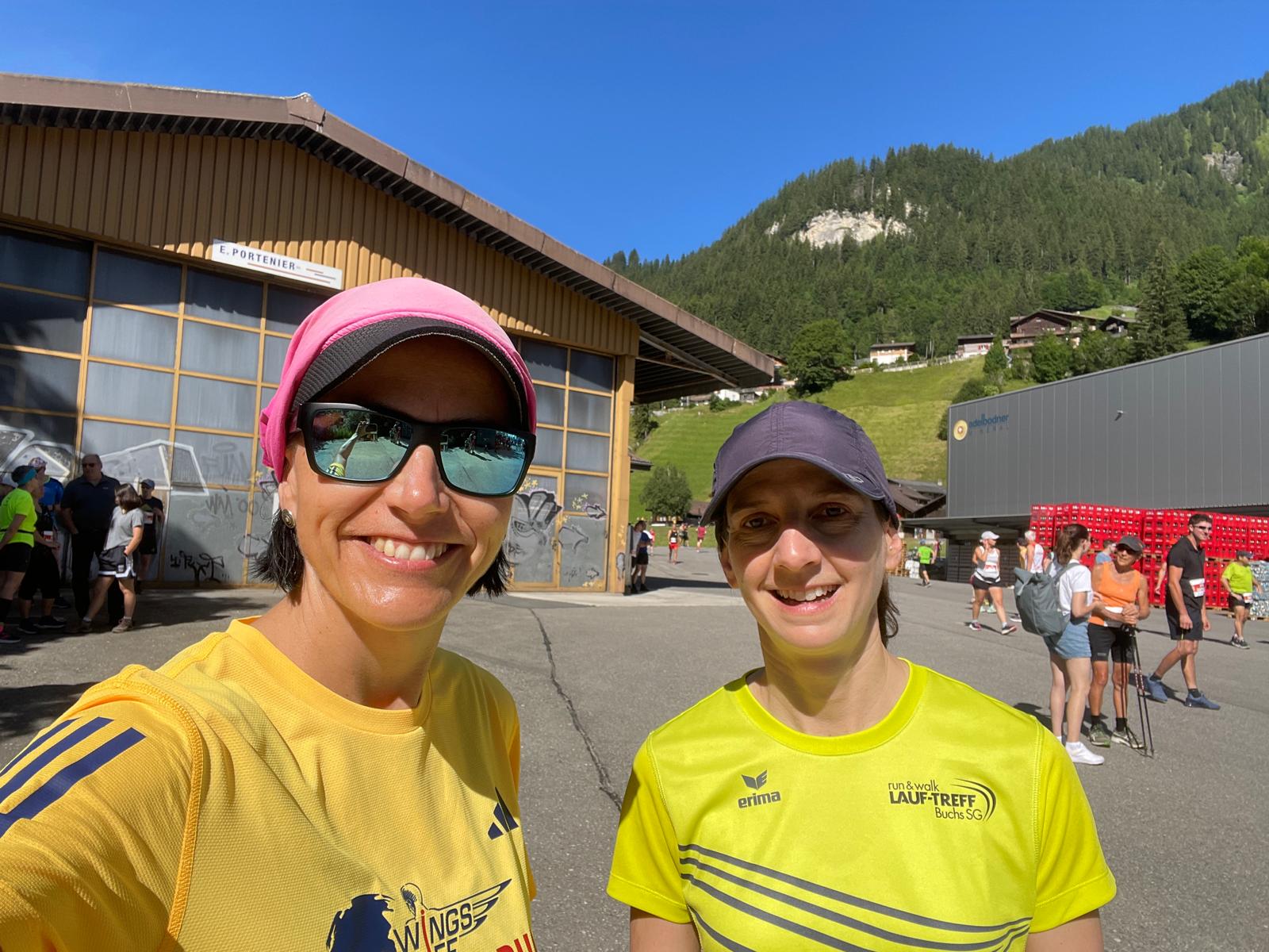 Sara und Anita vor dem Start