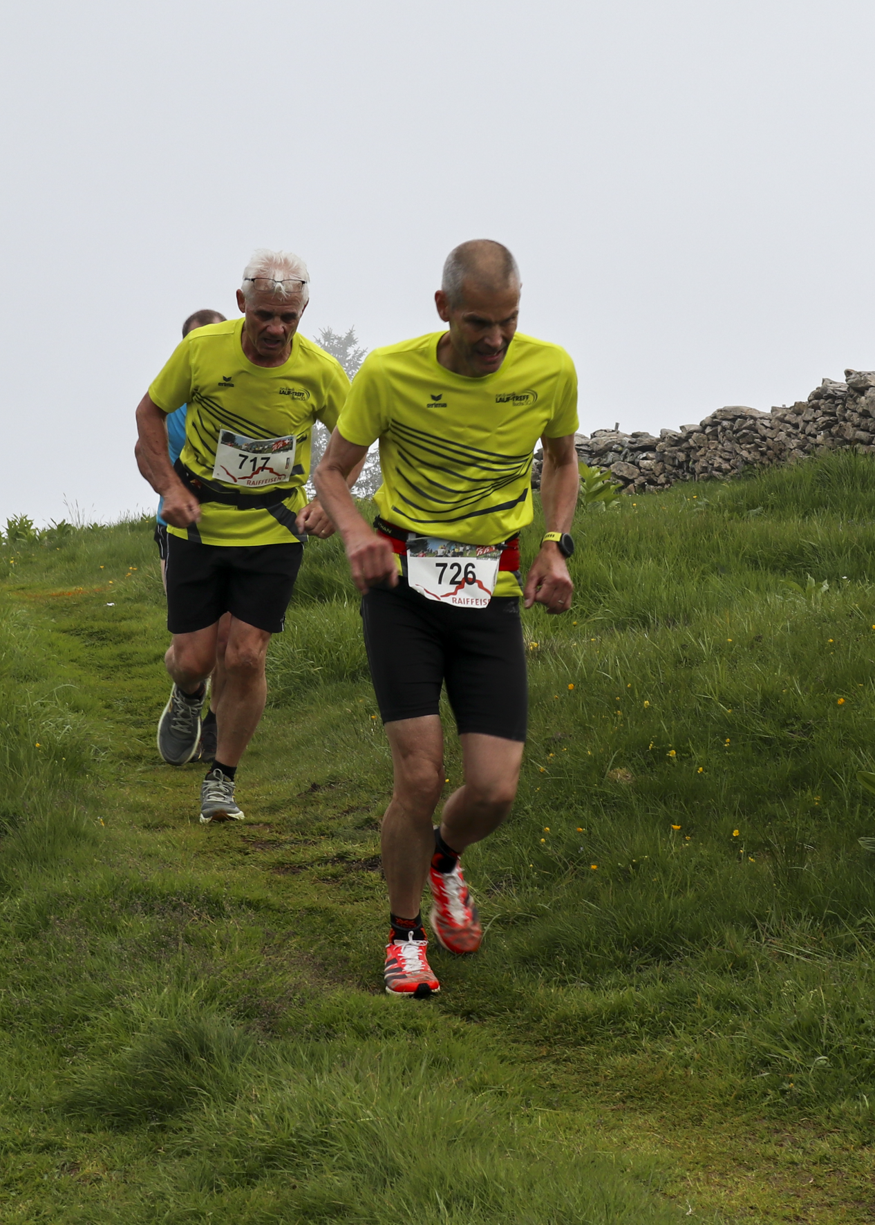 Giovanni hinter Baha