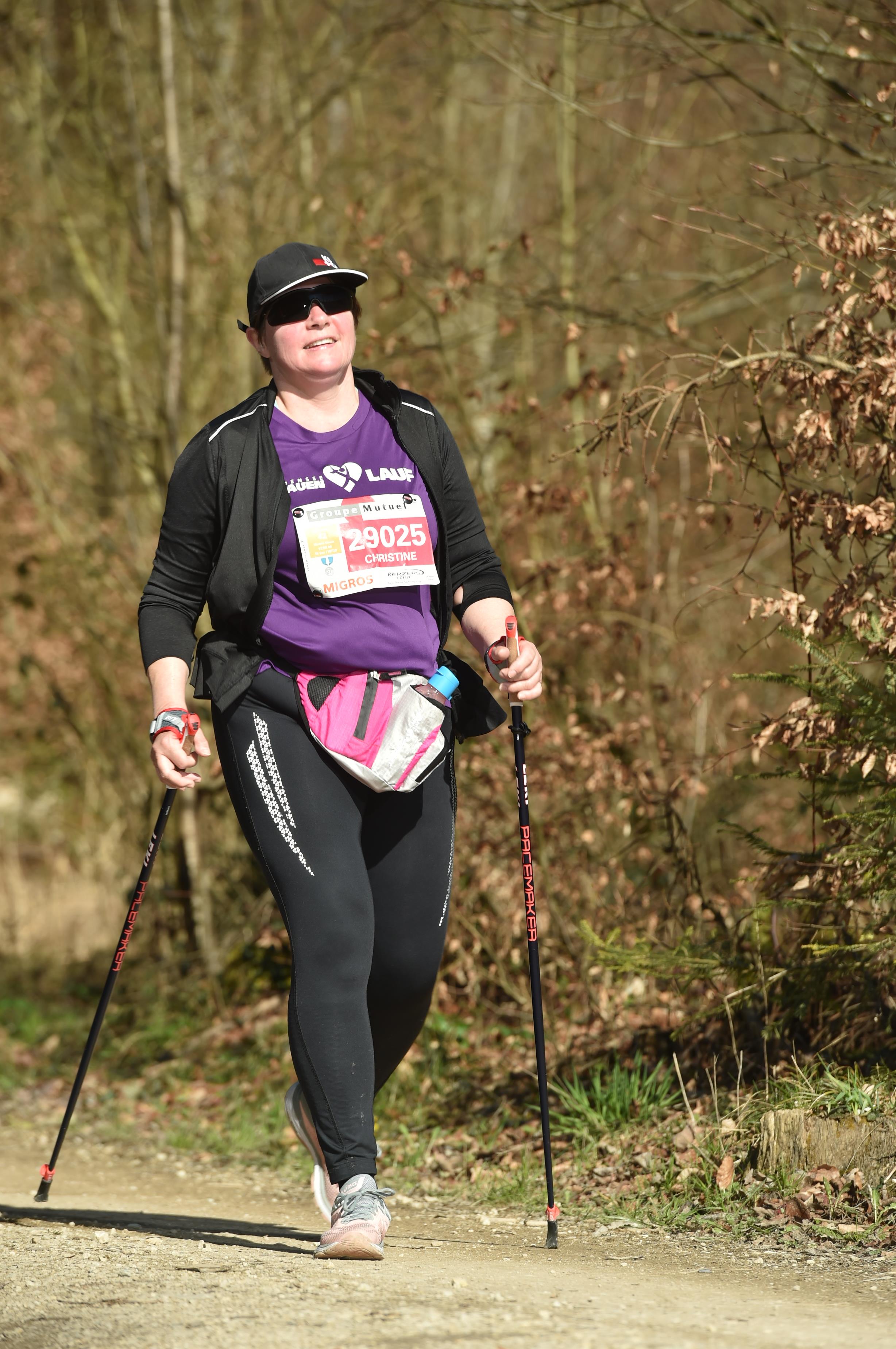 Christine bei der Waldhütte