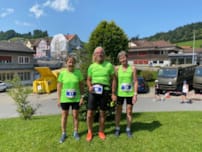 Hilde,  Beni und Annelies am Start in Waldstatt 
