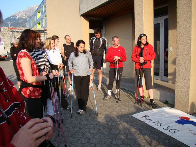 Impressionen vom Start der Nordic Walking Gruppe am 15. April 2009