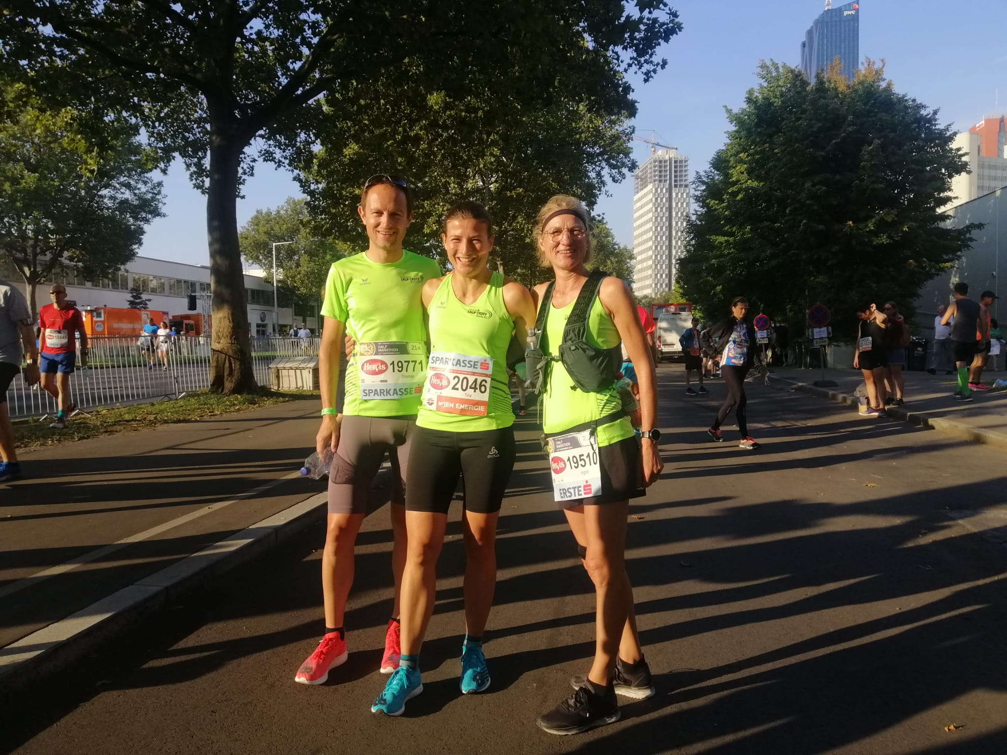 Auch Thomas, Tina und Ingrid sind startbereit.