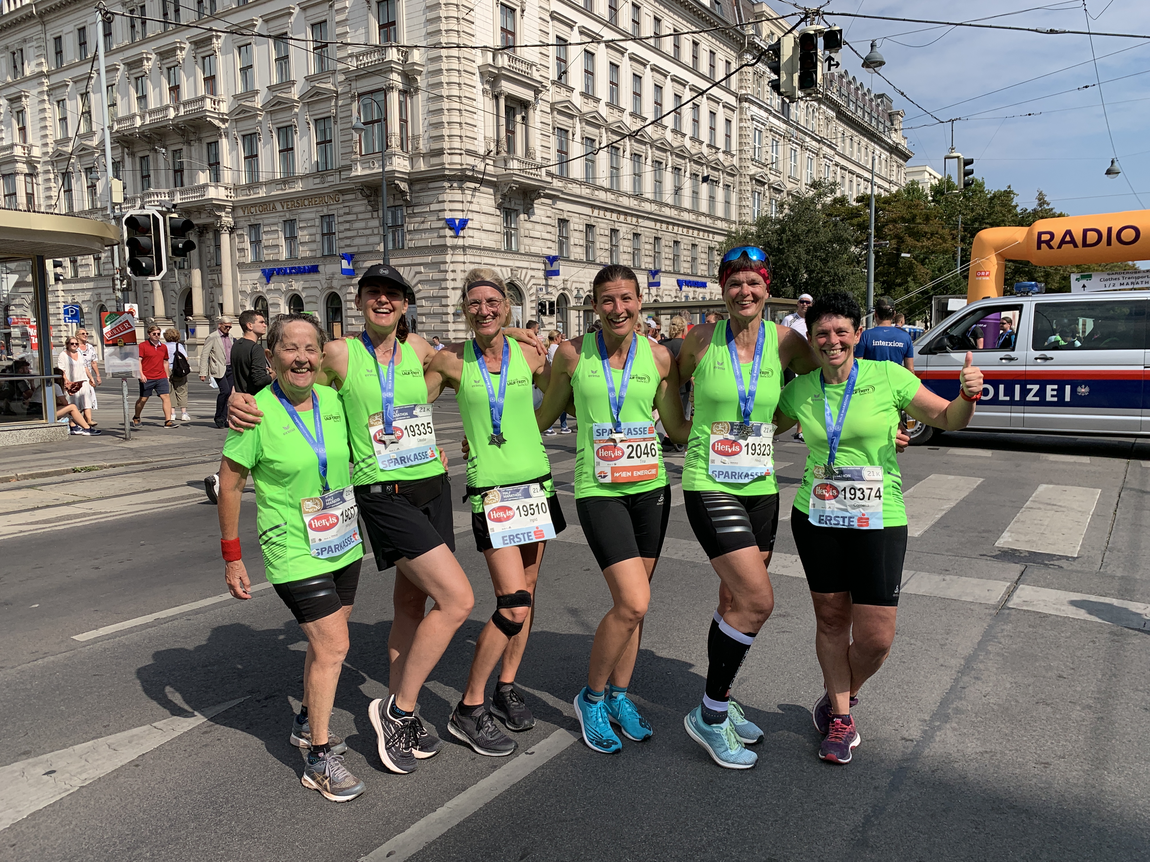 Die sechs Lauftrefflerinnen haben es geschafft.