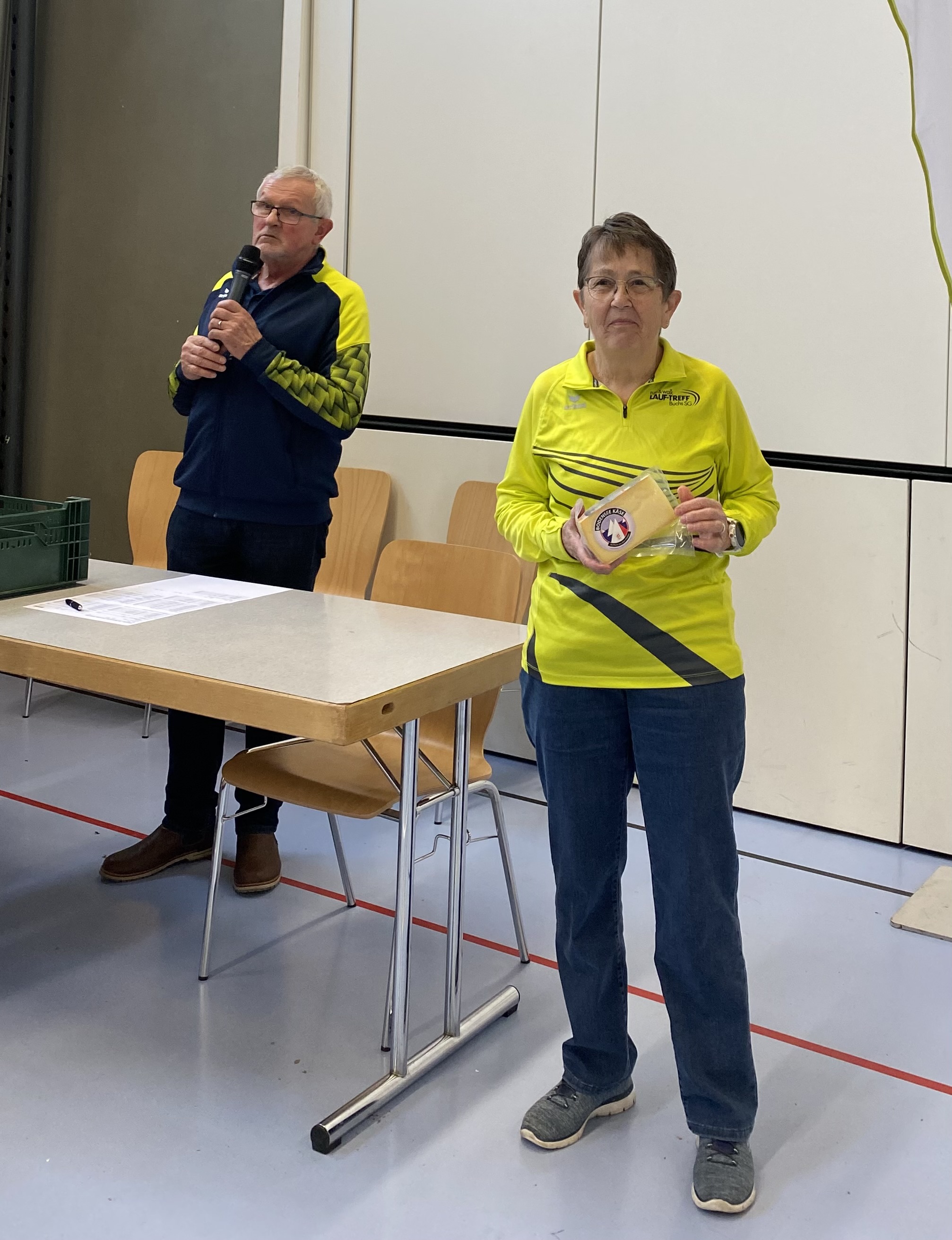 Ein Stück Käse als Belohnung