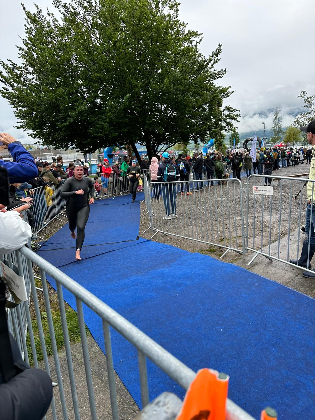 Rahel auf dem Weg zur Staffelübergabe