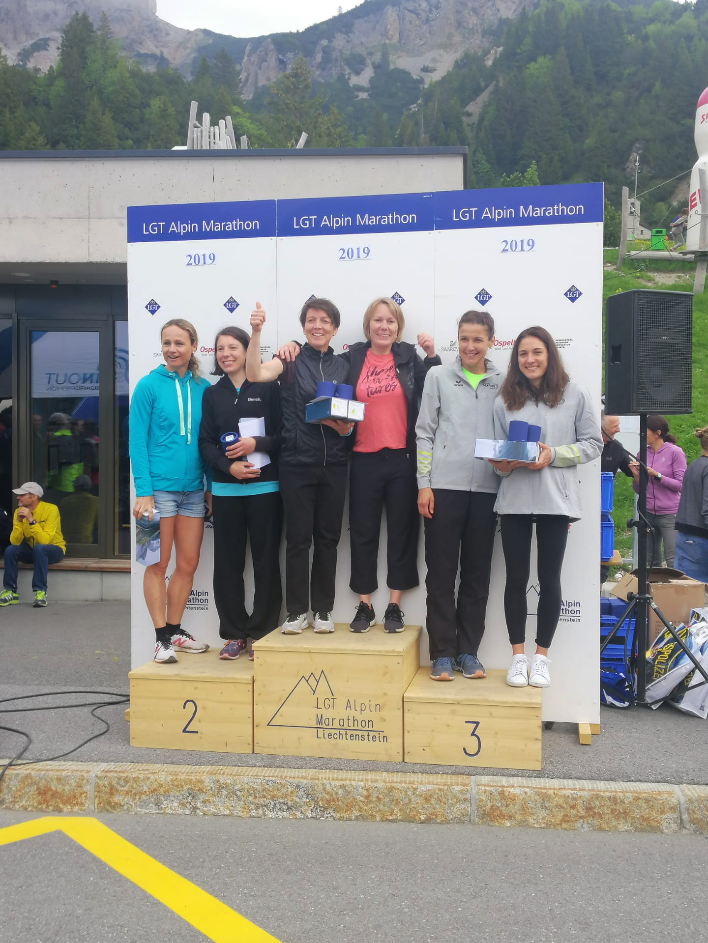 Staffel Damen auf Rang 3