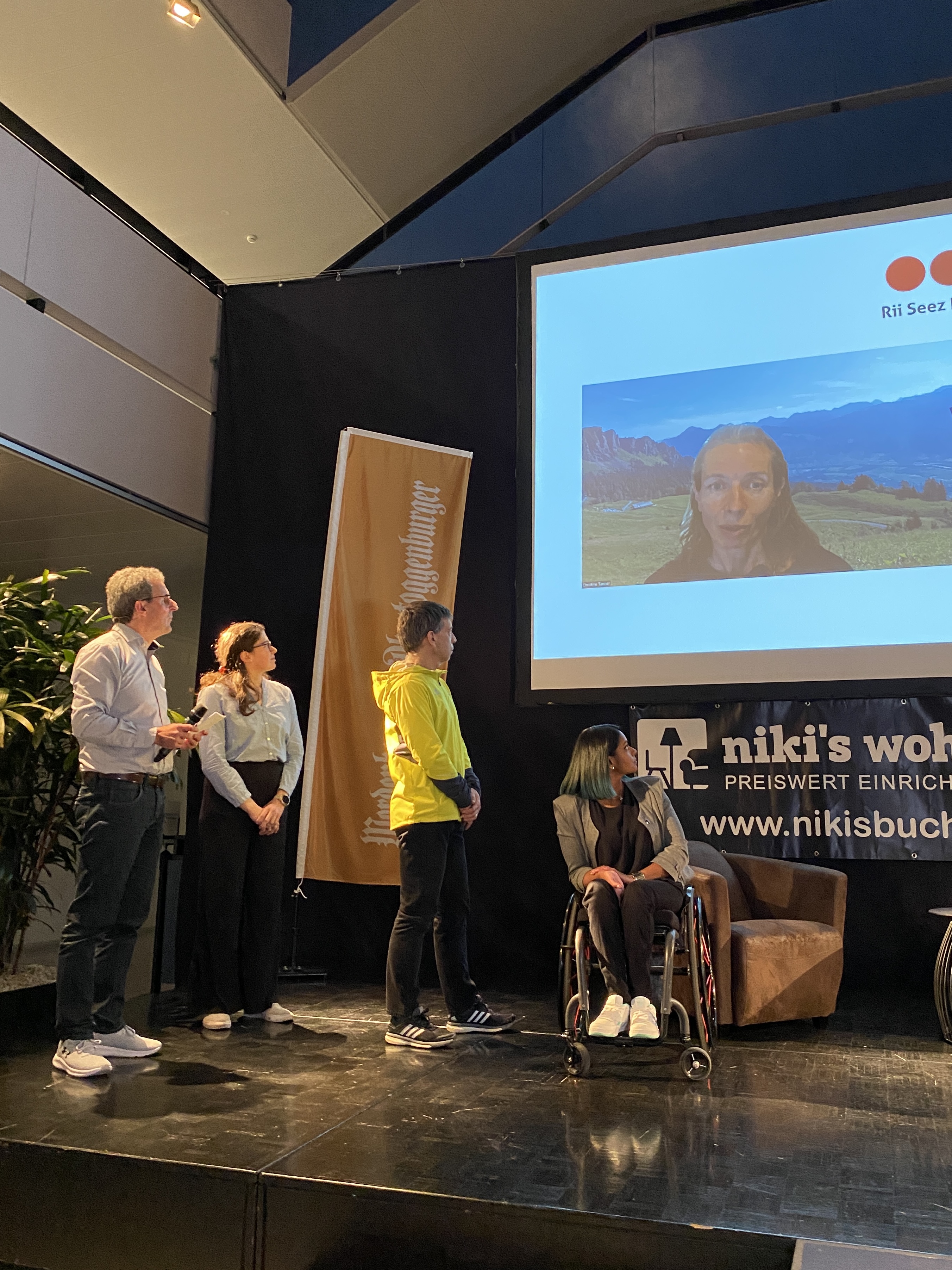 Mit einer Videobotschaft hat sich Christine an der Verleihung bedankt