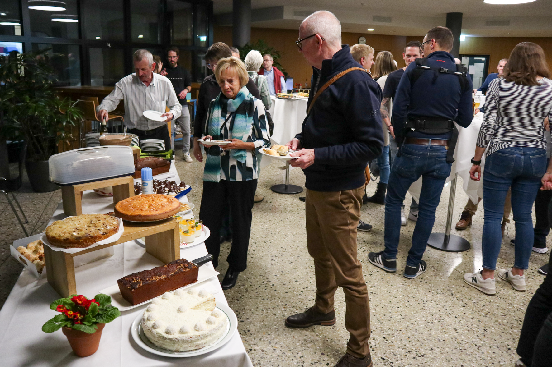 es lockt das grosse Dessertbuffet