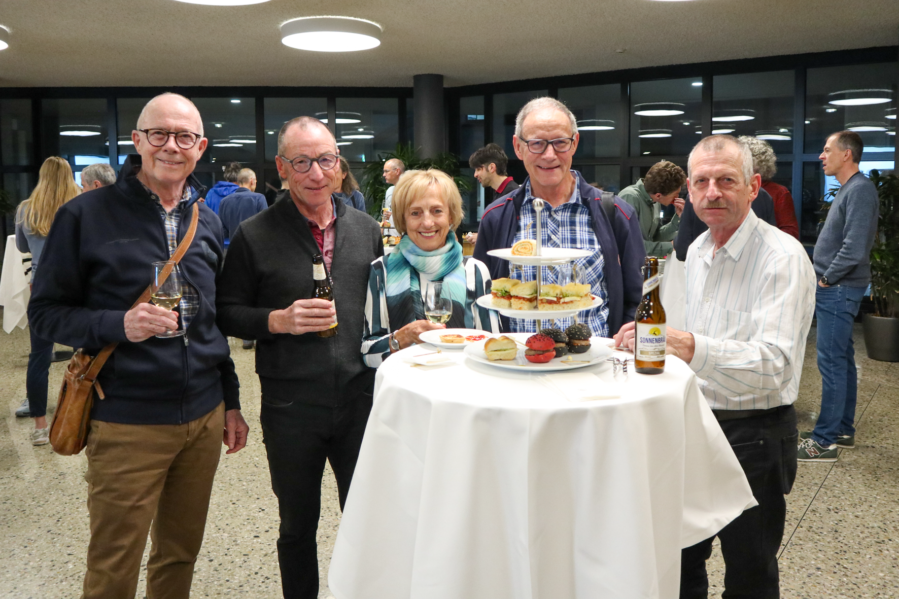 unsere erste Garde und Gründer des Lauf-Treff's; Urs, Hampi, Verena, Walter und Fredy