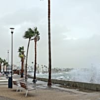Stürmisches Meer beim letzten Lauf in Paphos