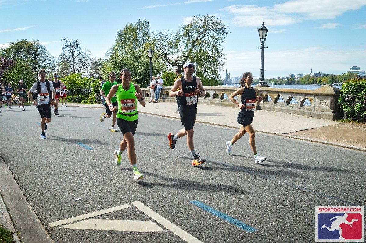 Tina an der Aussenalster