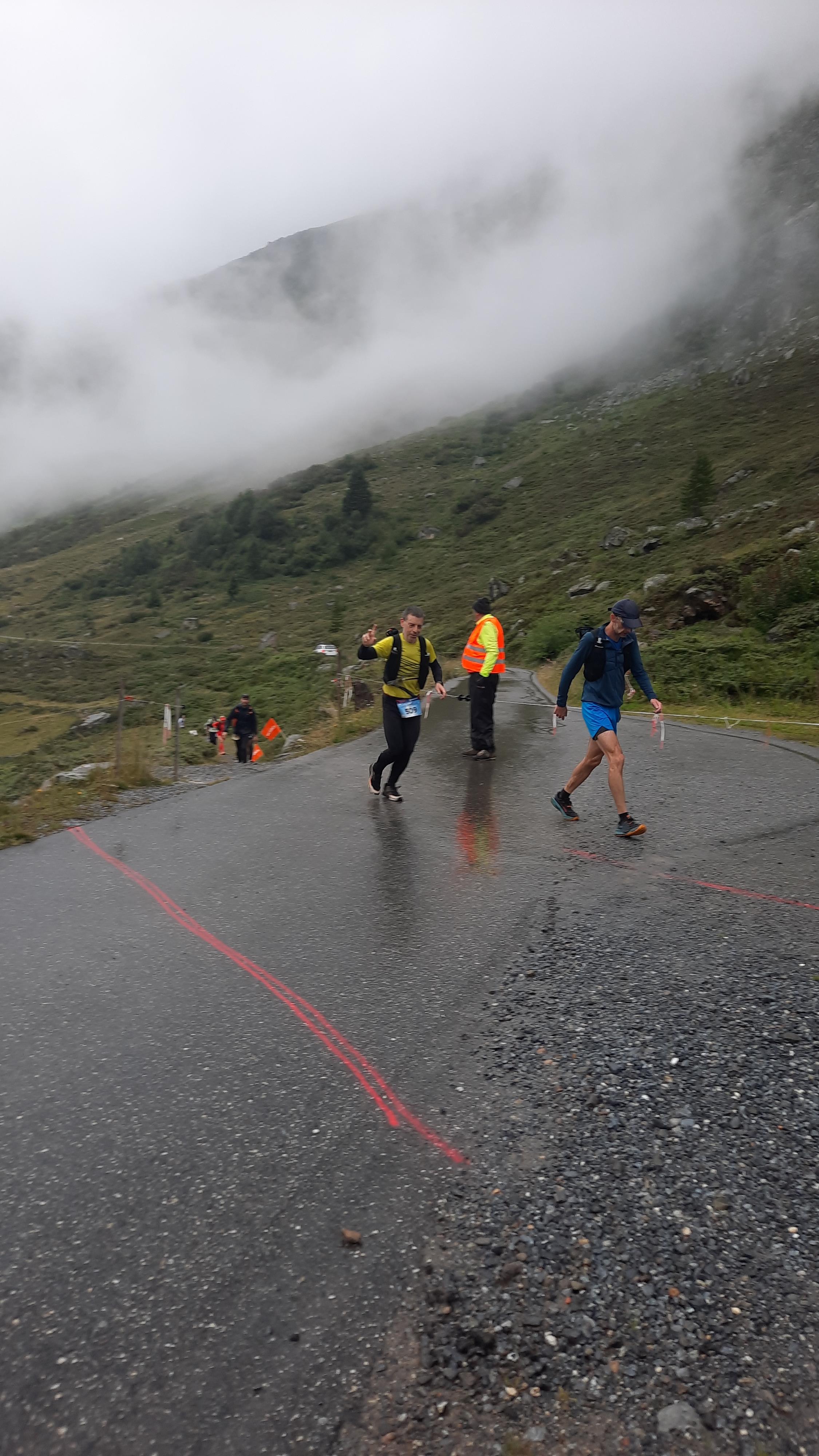 Auch Roland im Regen