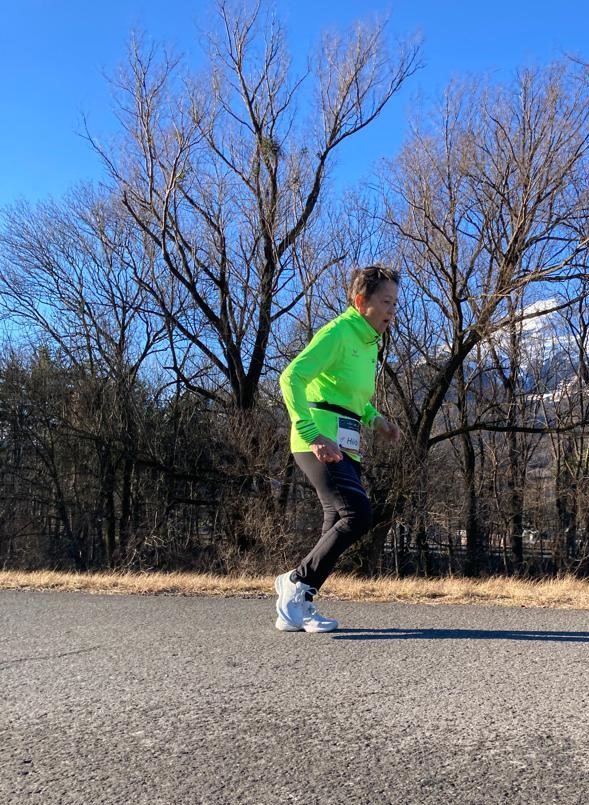 Hilde kämpft gegen den Föhn.