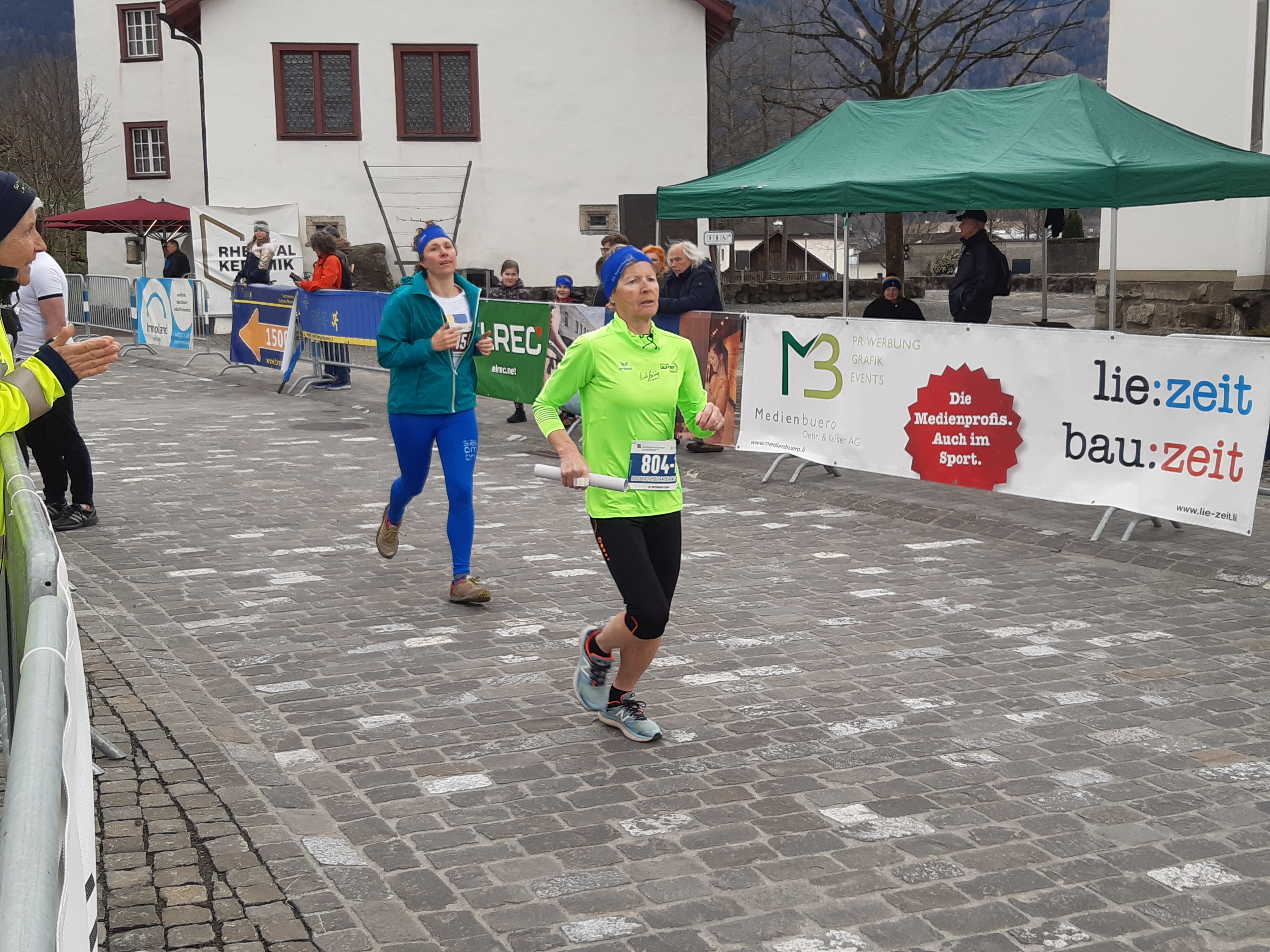 Annelies schnell unterwegs