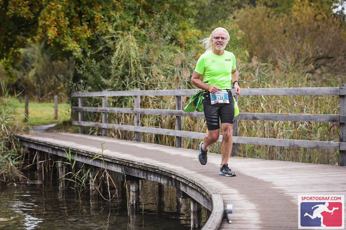 Eine schöne Passage am See