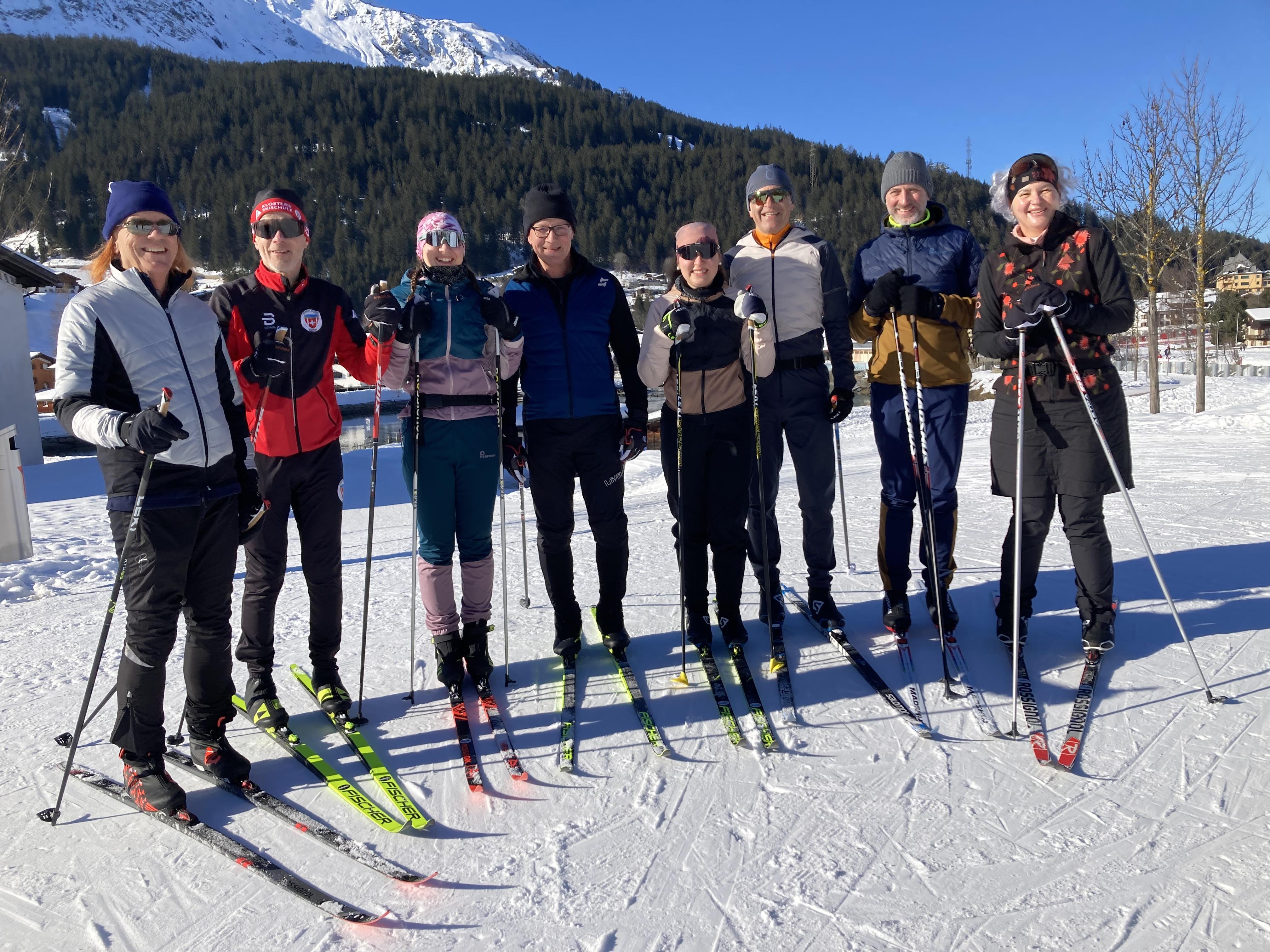 Die Gruppe "Klassisch Fortgeschrittene" mit LL-Leiter Lukas