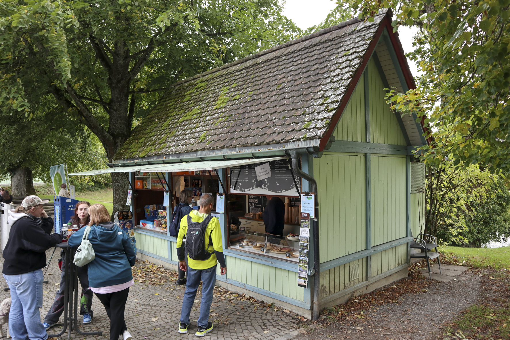 ob Baha der Hunger plagt?