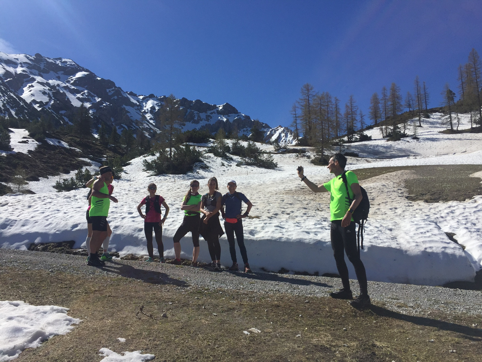 den ersten Schneehang überwunden