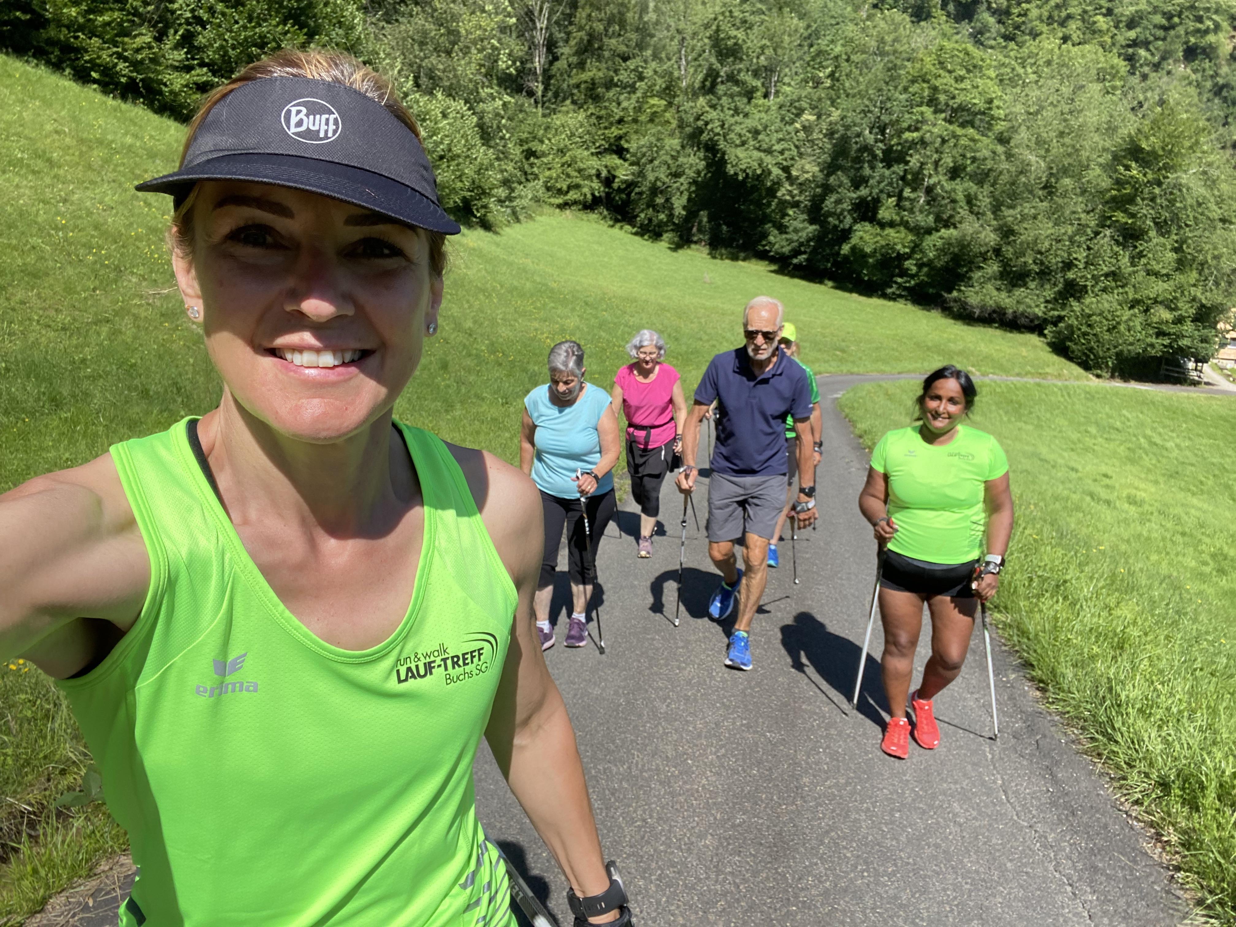 Umsetzung im Gelände mit viel Spass und Schweiss