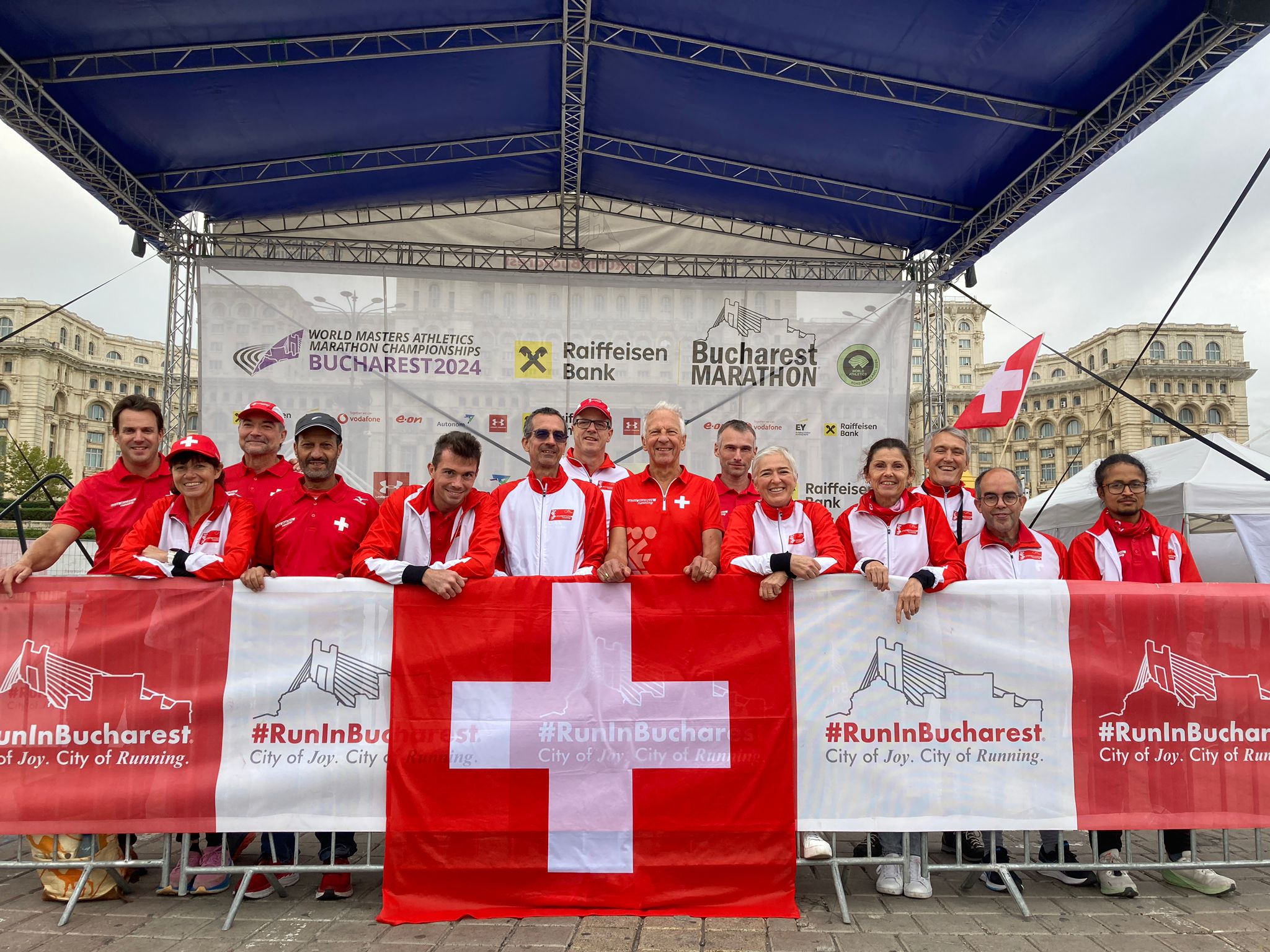 Strahlende Gesichter des Swiss Teams