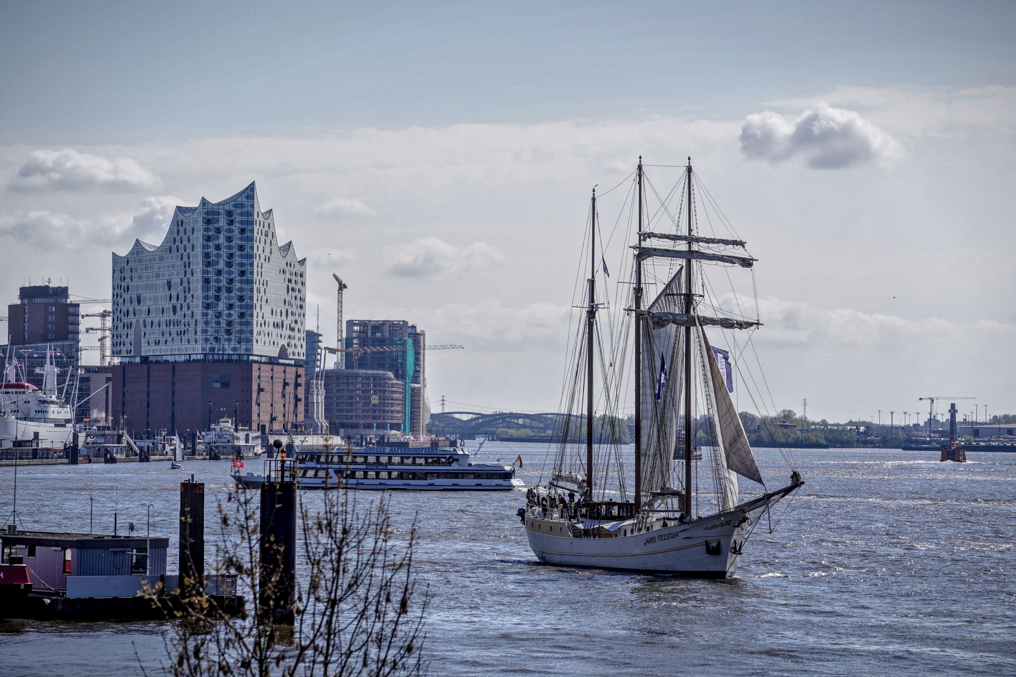 Blick zur Elbphilharmonie